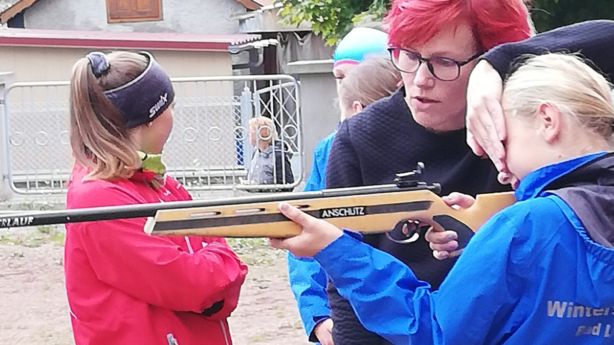 Kati Wilhelm besucht die JugendKunstschule!